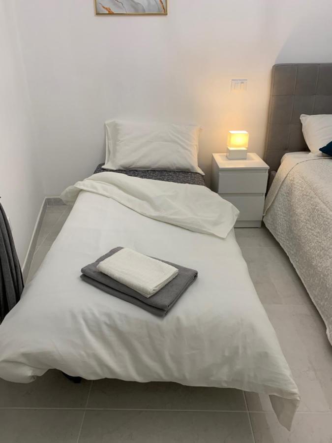 Luxury Apartment In Rome Countryside - Francigena كامباغنانو دي روما المظهر الخارجي الصورة