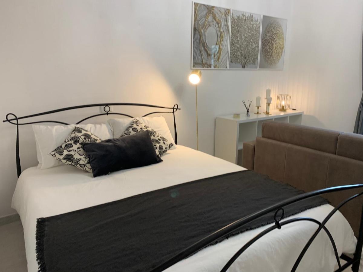 Luxury Apartment In Rome Countryside - Francigena كامباغنانو دي روما المظهر الخارجي الصورة